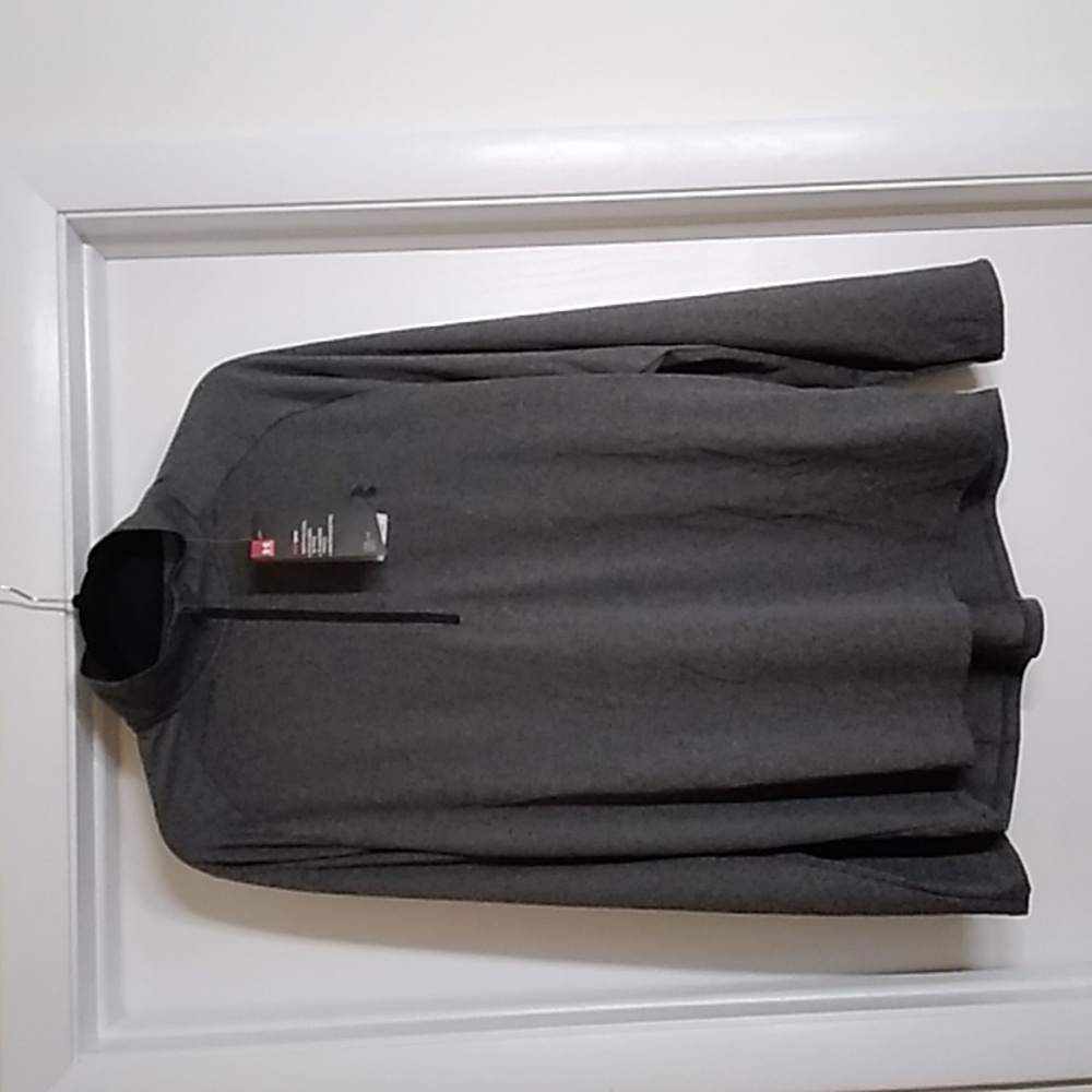 Mens Large Under Armour 1/2 Zip Long Sleeve Top